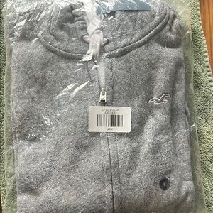 Hollister Men's Zip-Up Sweater in Gray